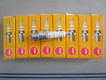 NEW OEM (LOT OF 8) BPZ8HS-15 NGK Spark Plug 0820
