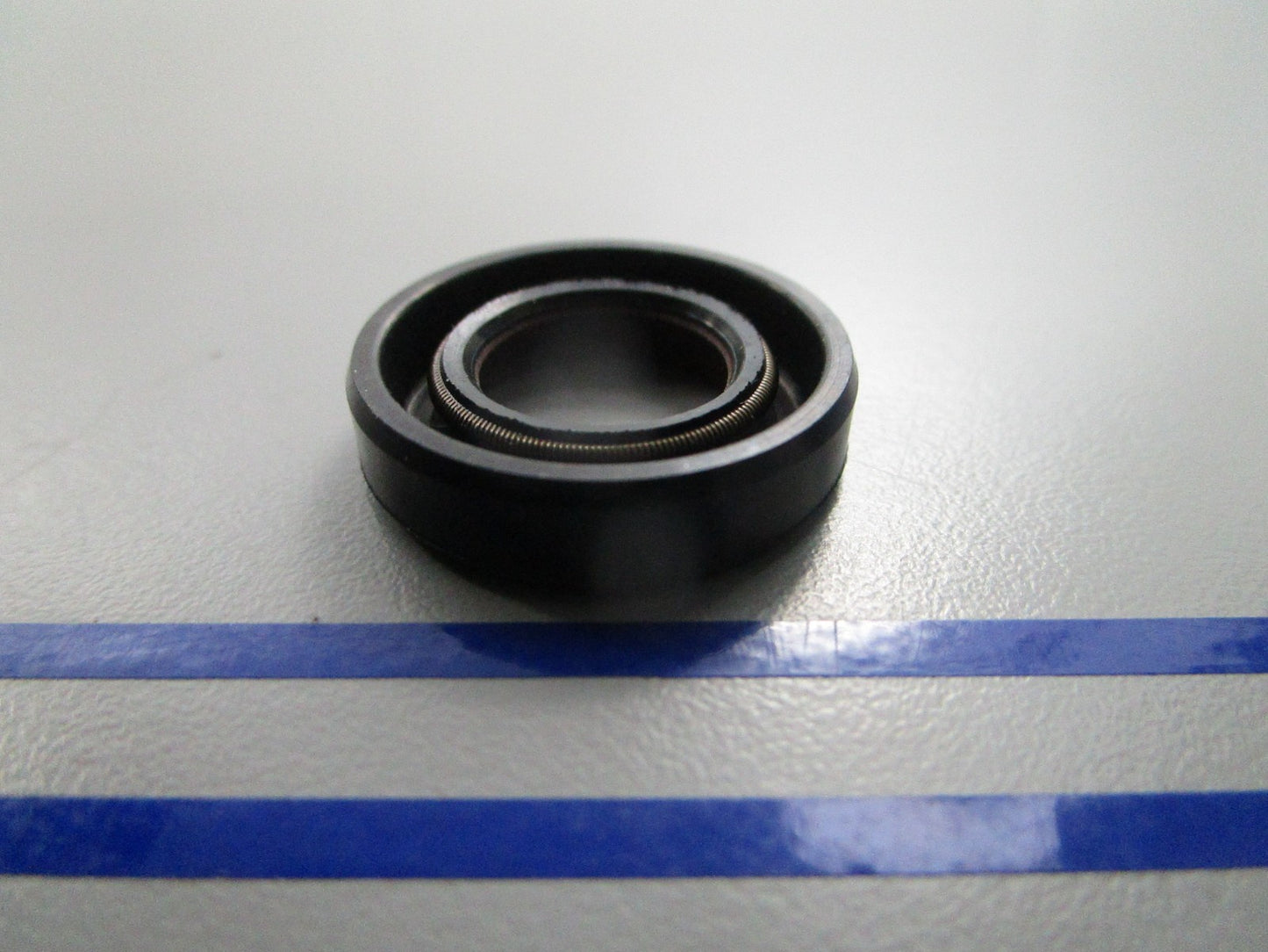 NEW OEM Mercury Quicksilver 26-82225M Oil Seal 0810