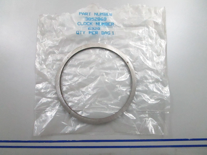 *NEW OEM* 0810 OMC Johnson Evinrude Ring 3852869