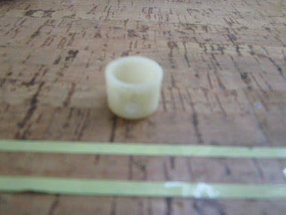 *NEW OEM* 0810 OMC Johnson Evinrude Starter Bushing 320404 0320404