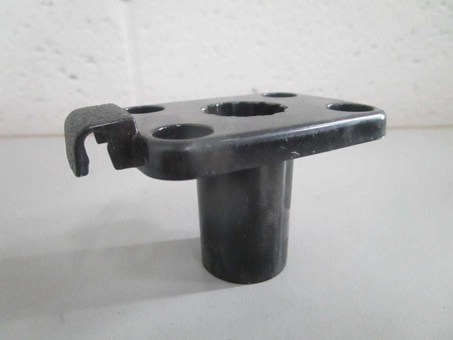 NEW OEM 5020-6 Attwood Black Side Mount 0820