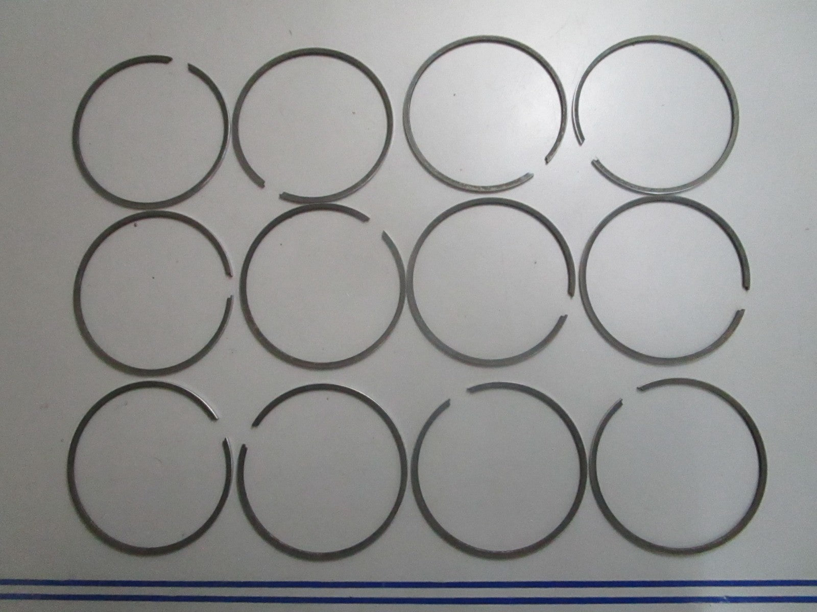 *NEW OEM* 0820 Mercury Quicksilver 12 Piston Ring Set 39-816802A12