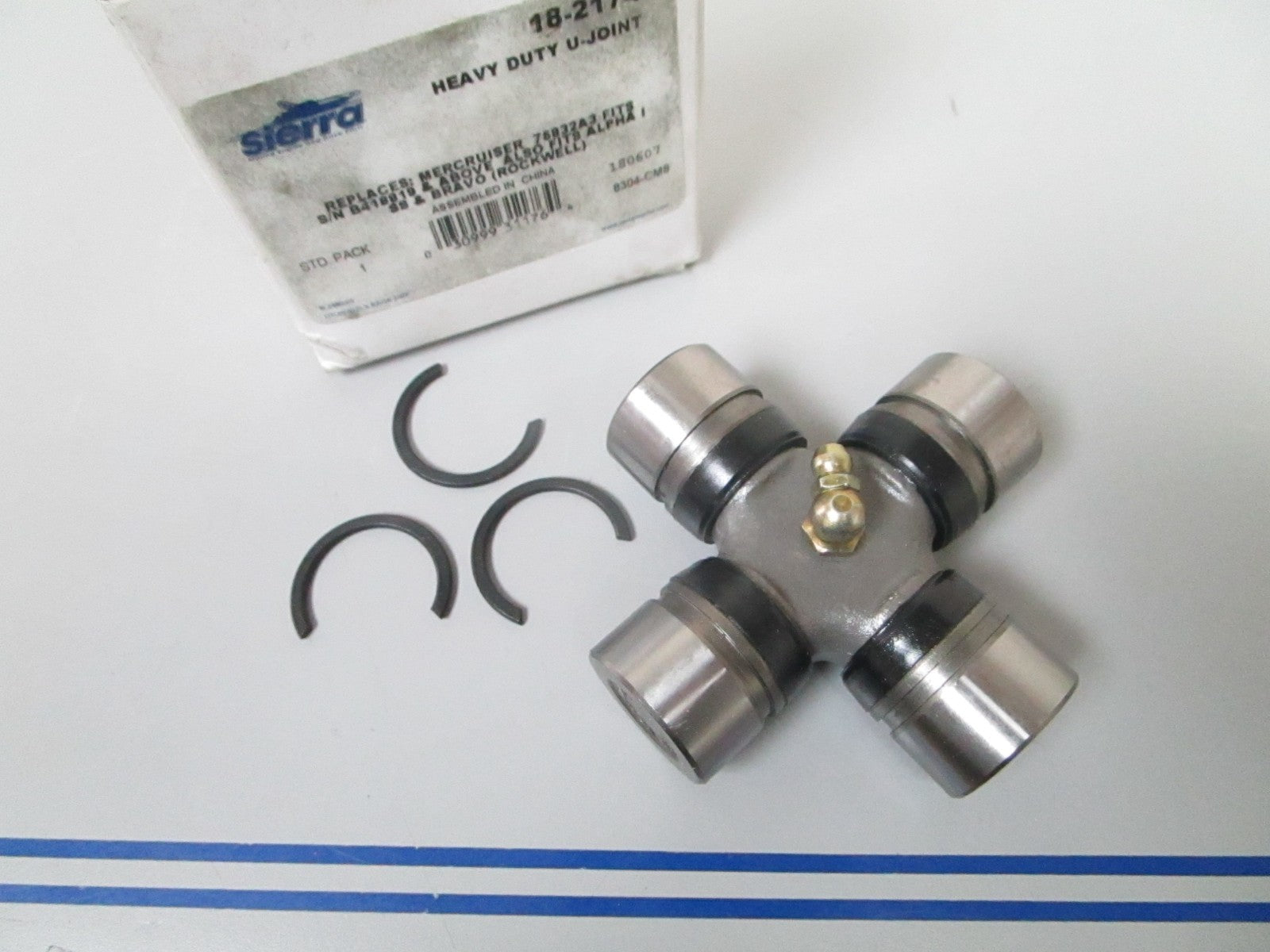*NEW* 0720 Sierra Heavy Duty U-Joint Ay 18-2174 Replaces: Mercruiser 75832A3