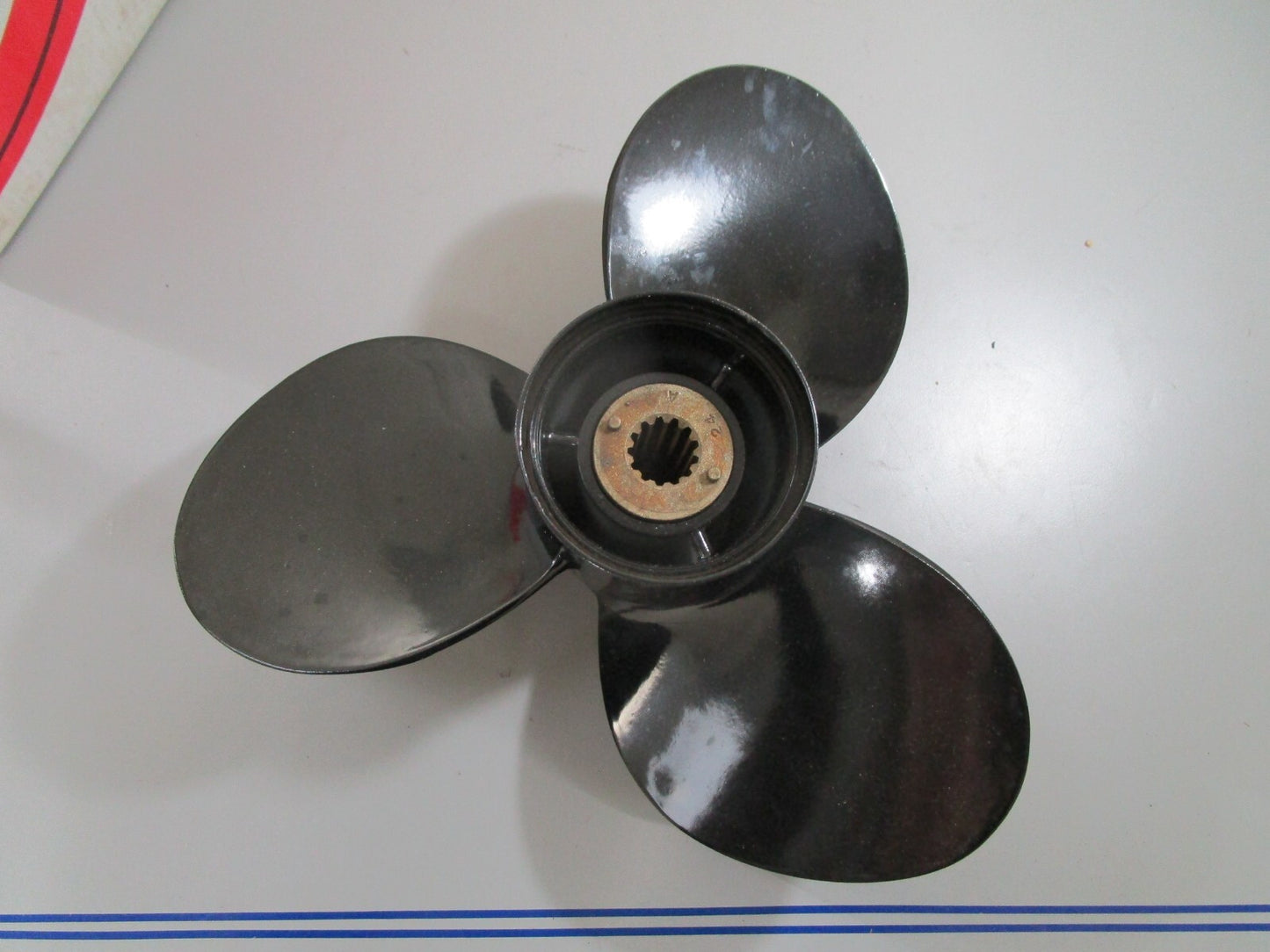 *NEW OEM* 0820 Mercury Black Max 12½ × 8 Propeller 48-42738A11