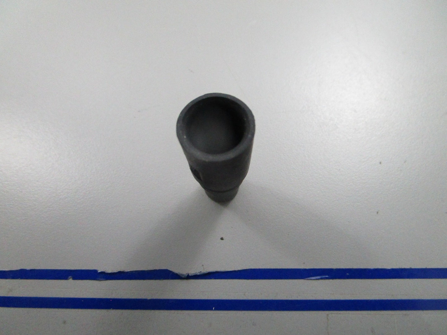 *NEW OEM* 0810 OMC Johnson Evinrude Connector 513357 0513357