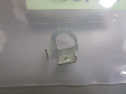 *NEW OEM* 0810 OMC Johnson Evinrude Oiler Clip 510188 0510188