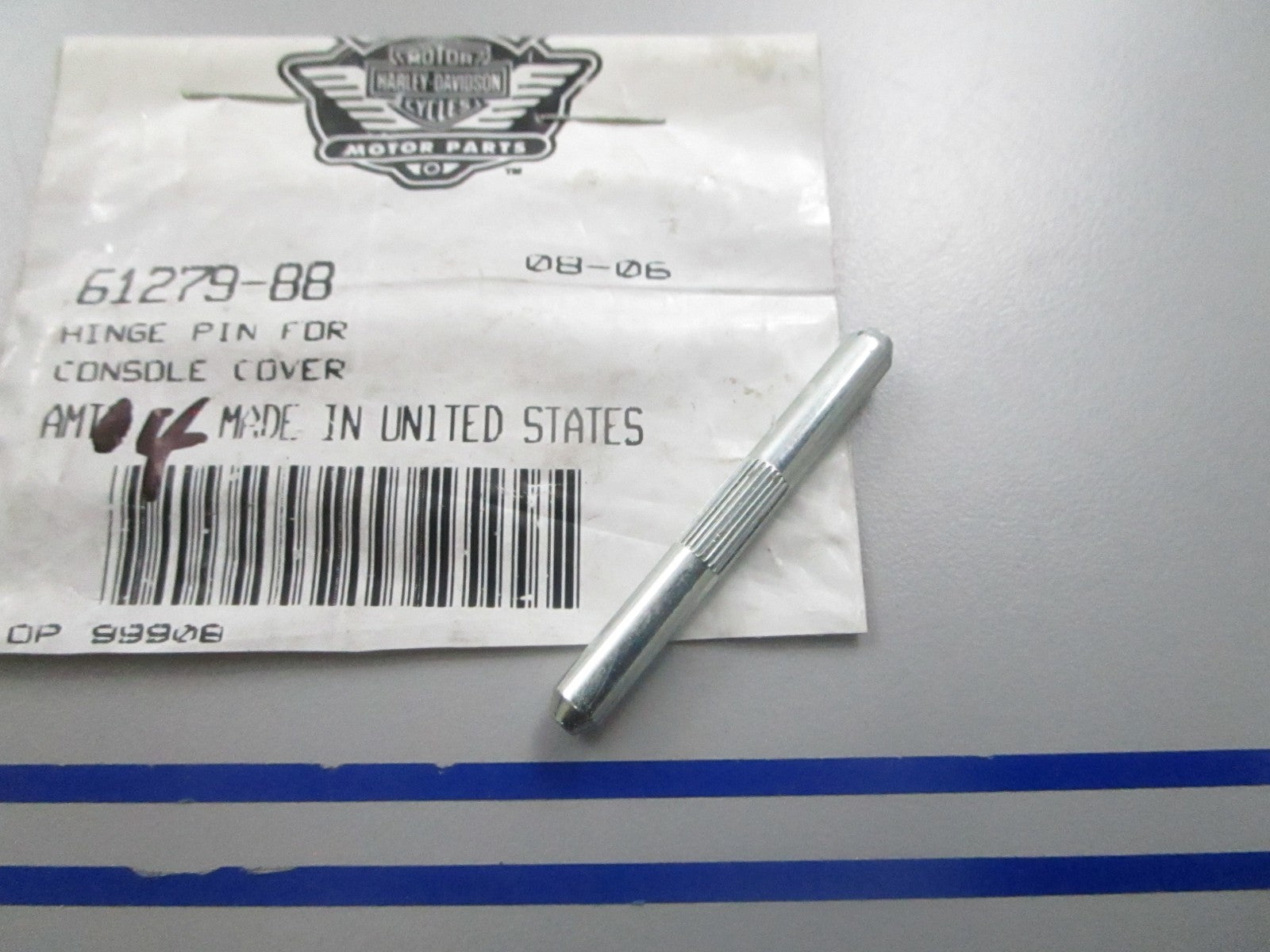 *NEW OEM* 0810 Harley Davidson Hinge Pin 61279-88
