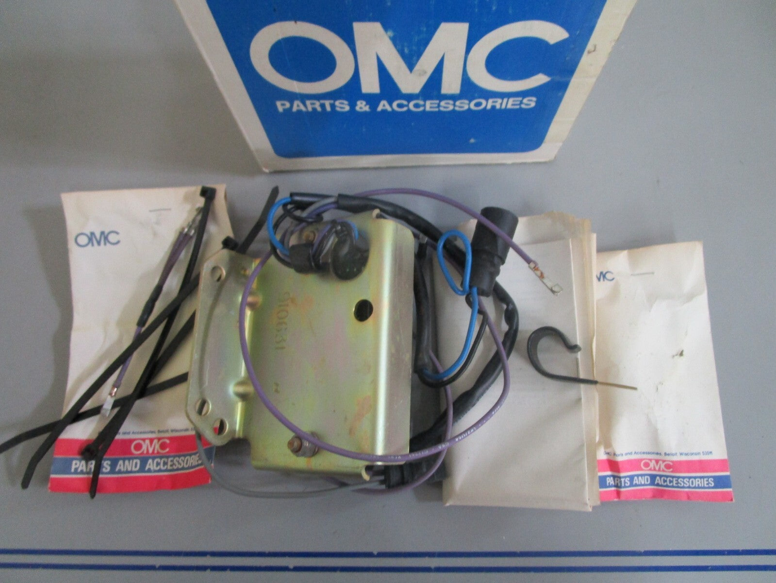 *NEW OEM* 0820 OMC Johnson Evinrude Shift Assist Conversion Kit 983301 0983301