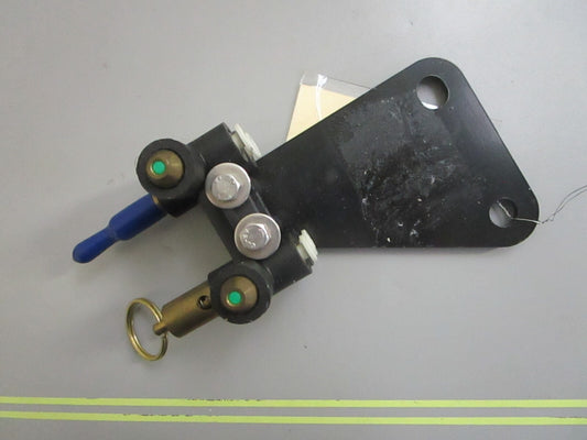 *NEW OEM* 0820 Mercury Quicksilver Air Valve Ay 862969A2