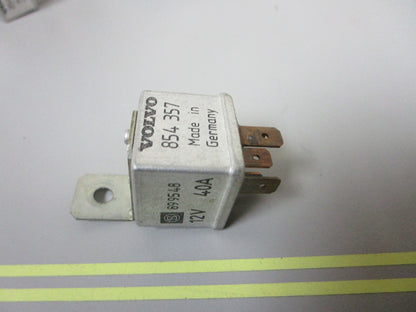 *NEW OEM* 0810 Volvo Penta Relay 854357