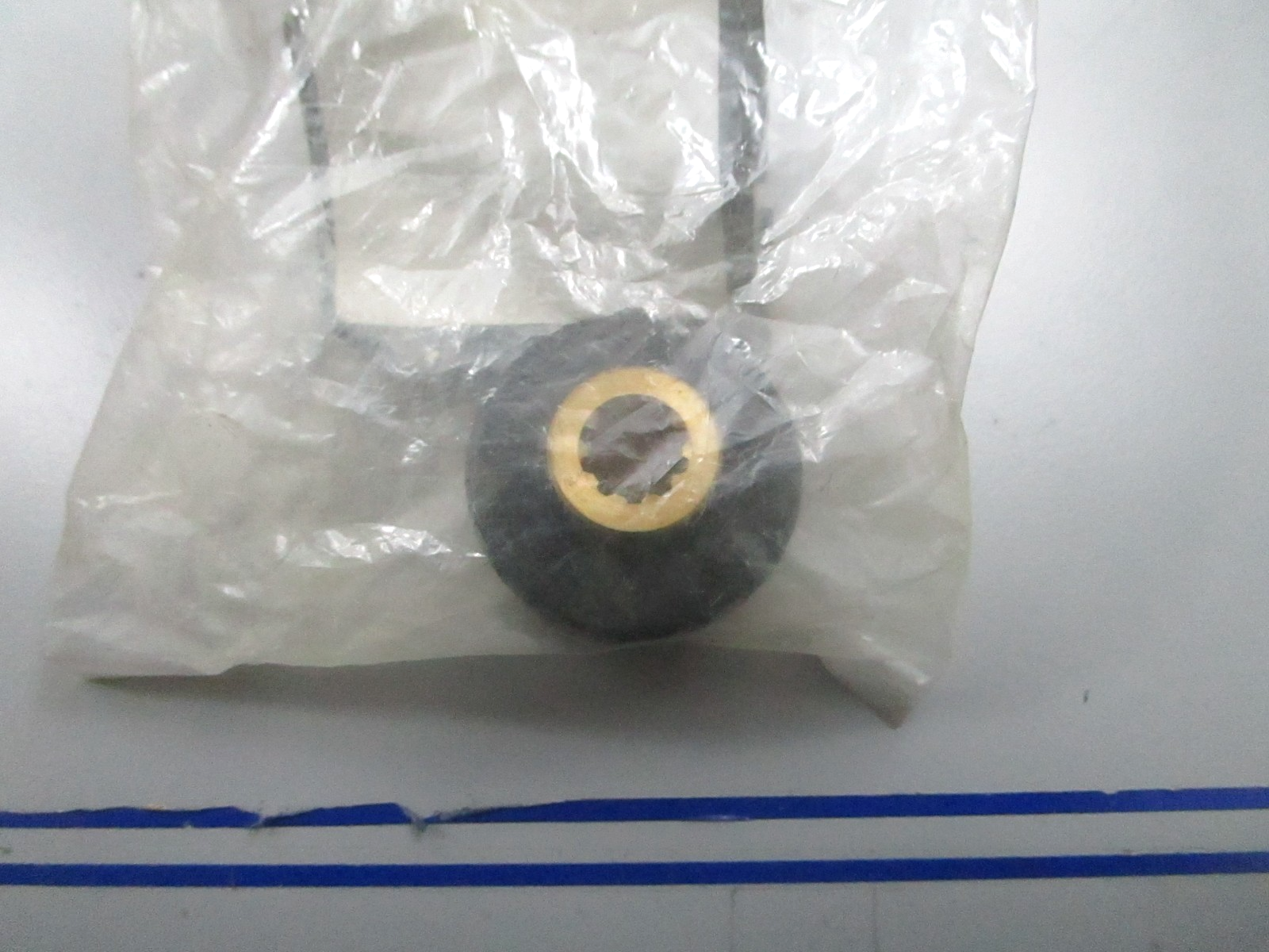 *NEW OEM* 0810 OMC Johnson Evinrude Prop Brush 5034346