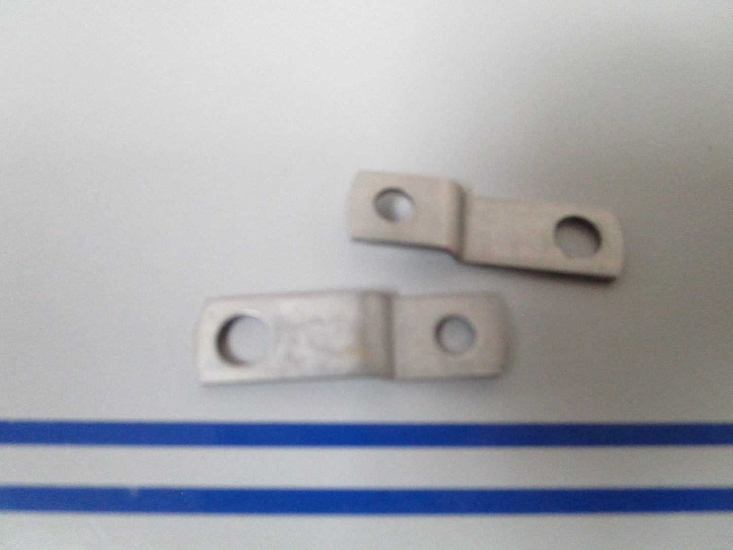 NEW OEM (LOT OF 2) 205041 0205041 OMC Johnson Evinrude Retainer 0810