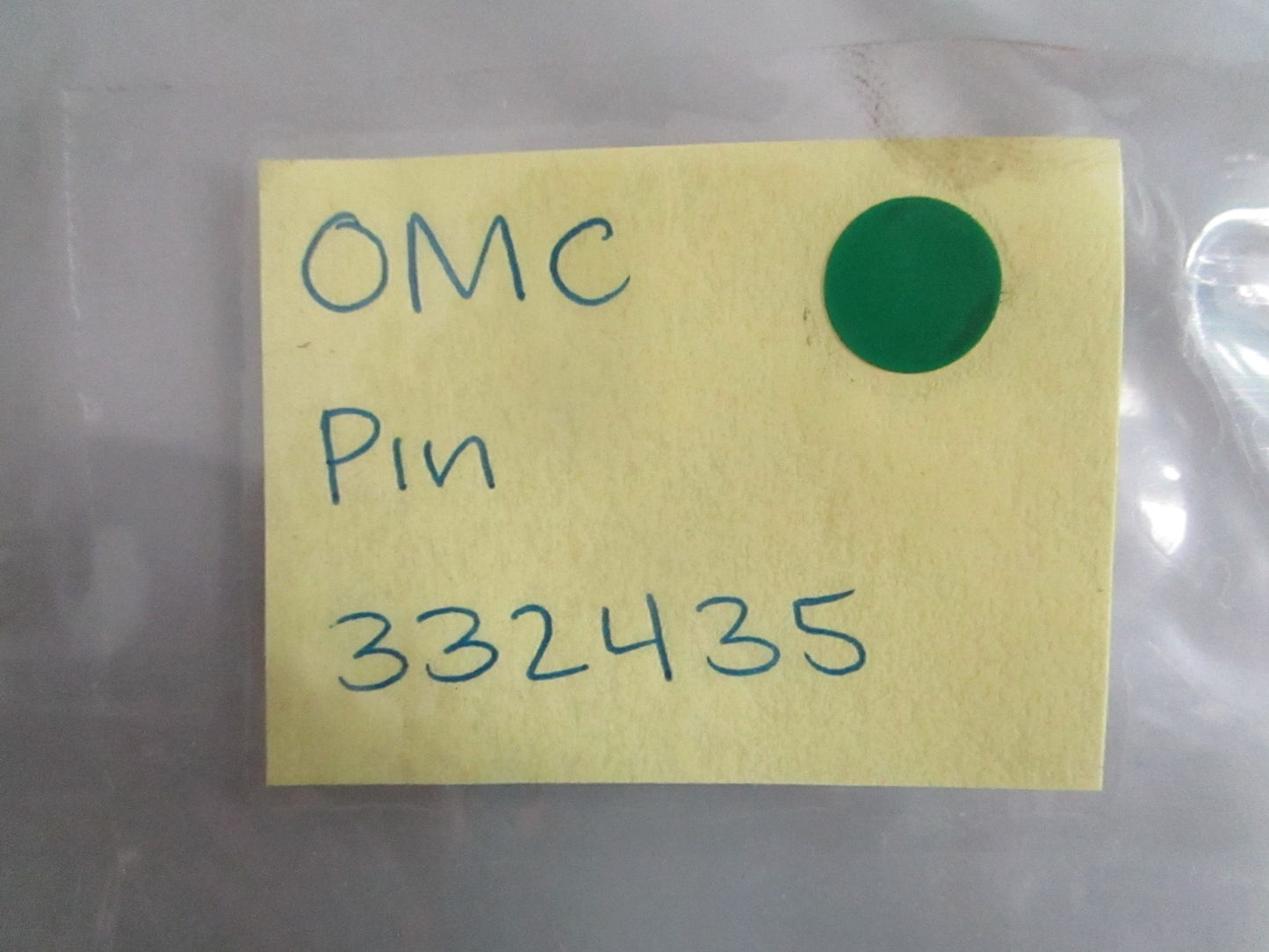 NEW OEM 332435 0332435 OMC Johnson Evinrude Pin 0820