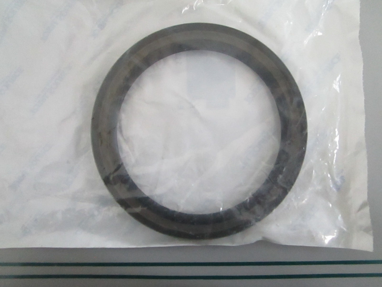 NEW LP1400-9545 Total Source Dust Drive Axle Seal For: LPM 0820