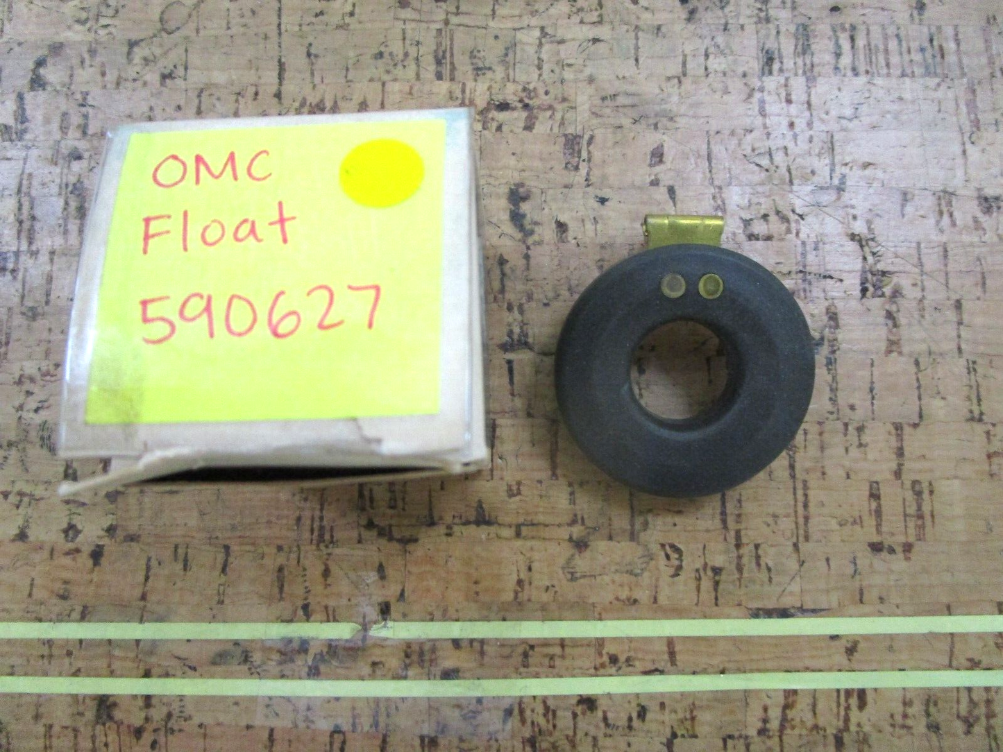 *NEW OEM* 0750 OMC Johnson Evinrude FLOAT 590627 0590627