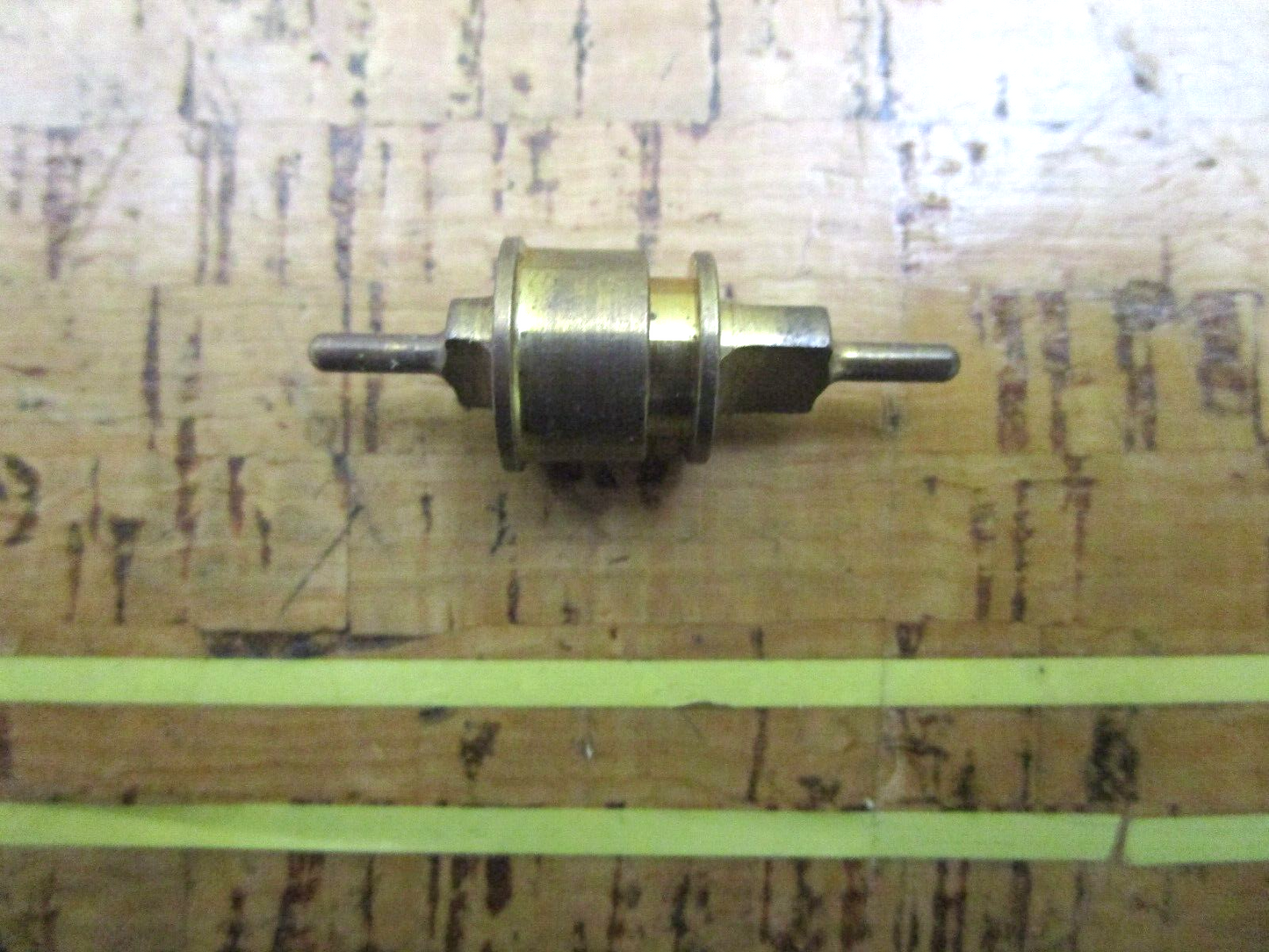 *NEW OEM* 0750 OMC Johnson Evinrude TRIM/TILT PISTON 323848 0323848