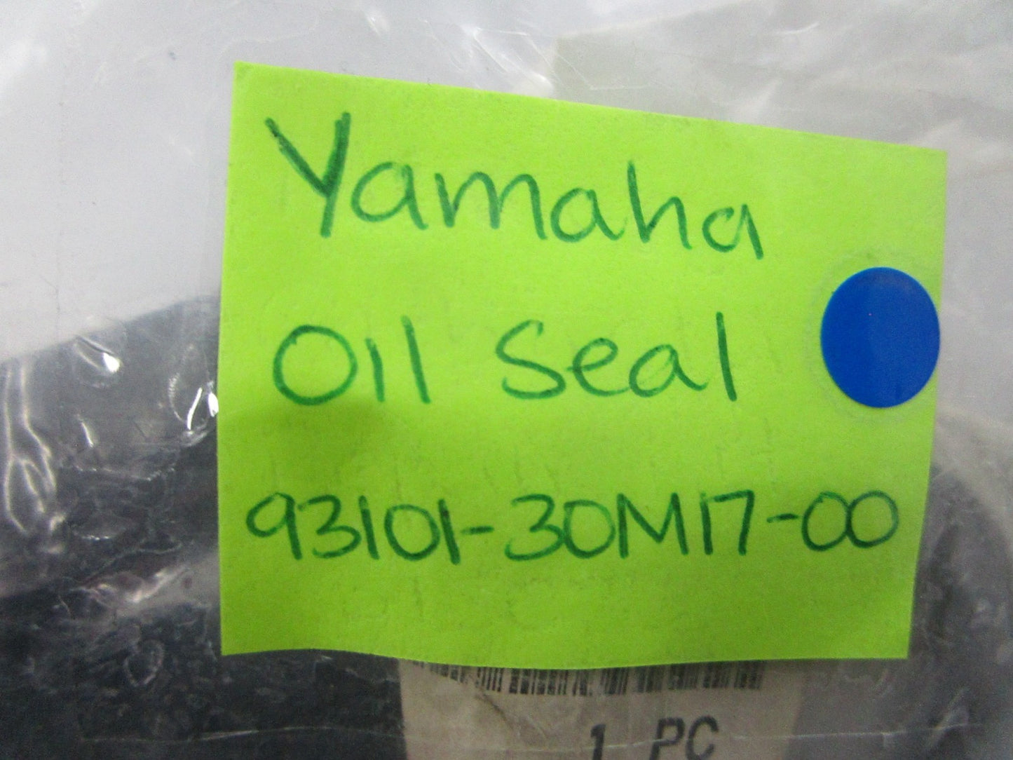*NEW OEM* 0810 Yamaha Oil Seal 93101-30M17-00