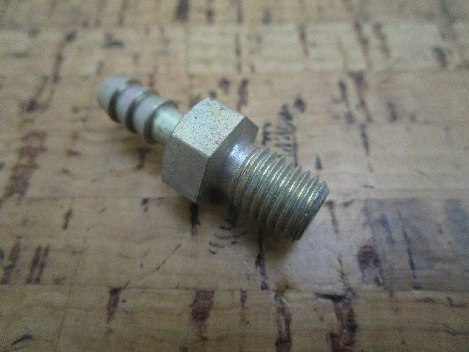 *NEW OEM* 0810 OMC Johnson Evinrude Pulse Nipple 326544 0326544