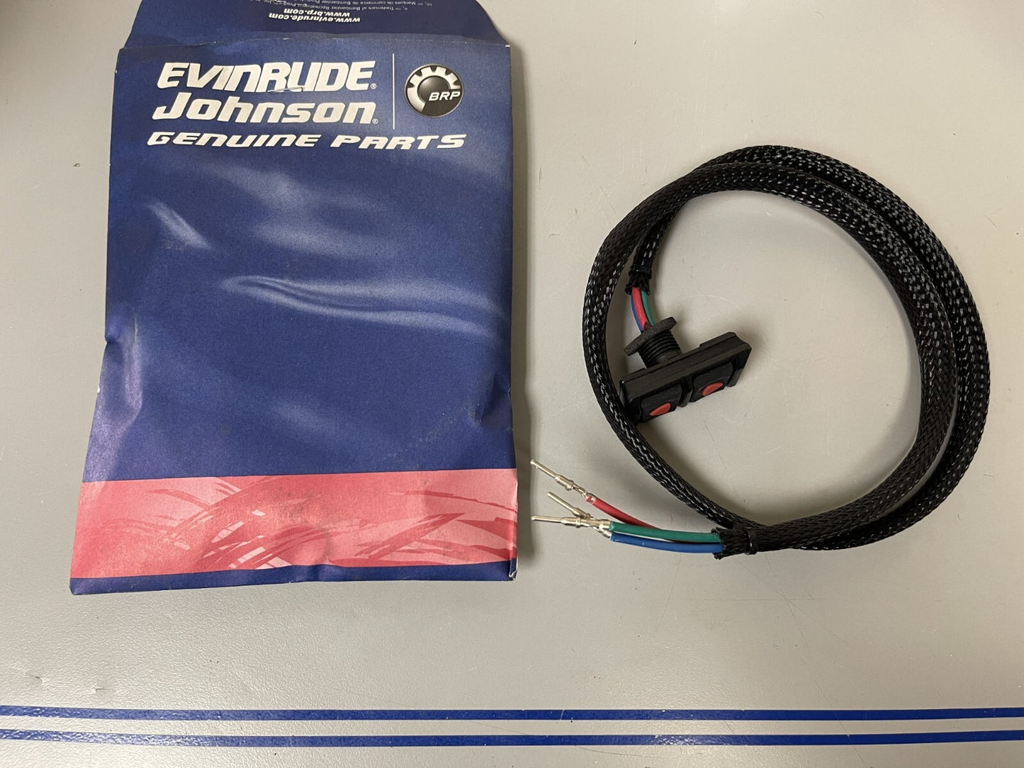 *NEW OEM* 0670 Johnson Evinrude Trim Tilt Switch 586251 0586251