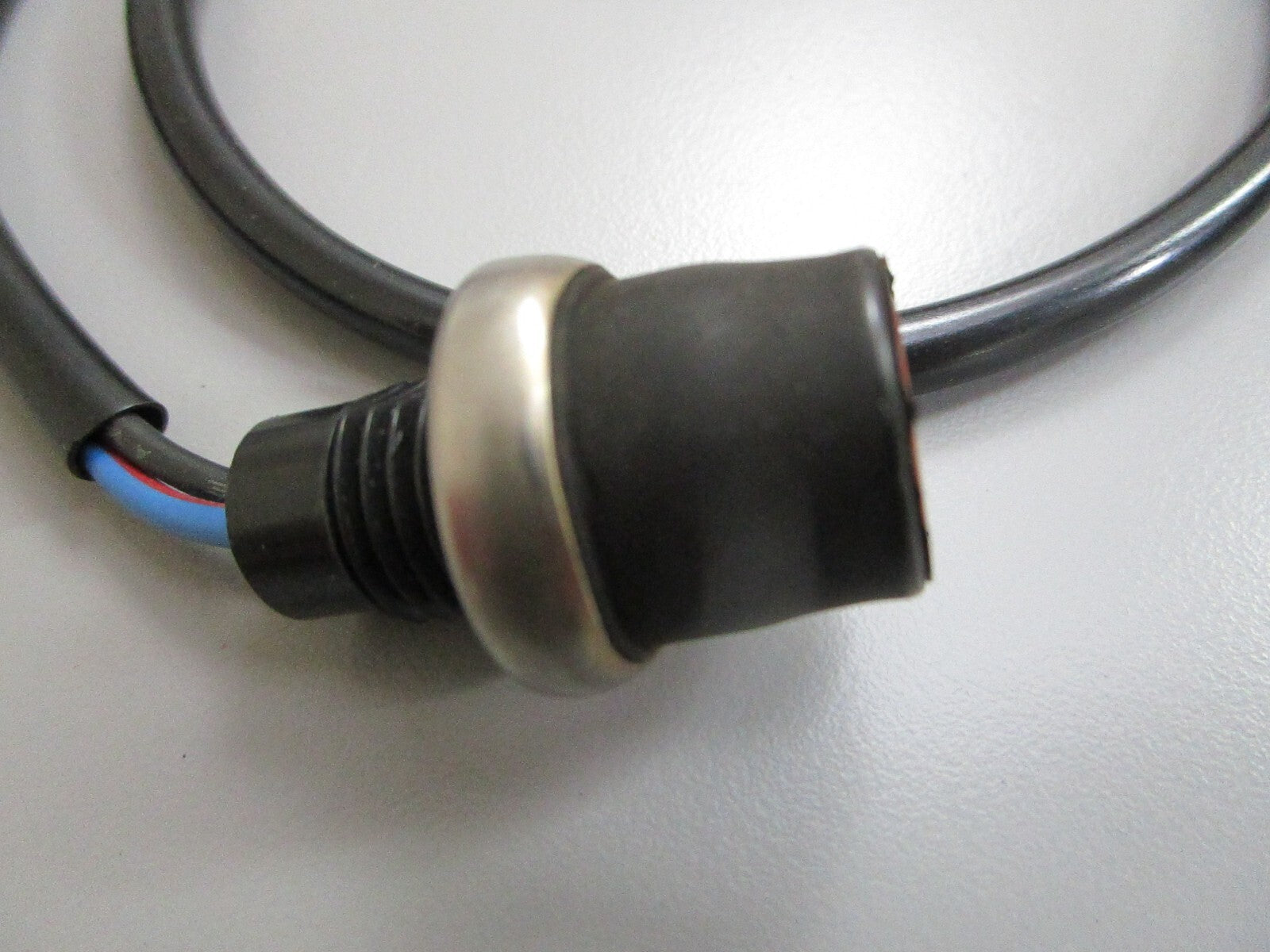 *NEW OEM* 0820 Suzuki Emergency Switch 37820-92E90