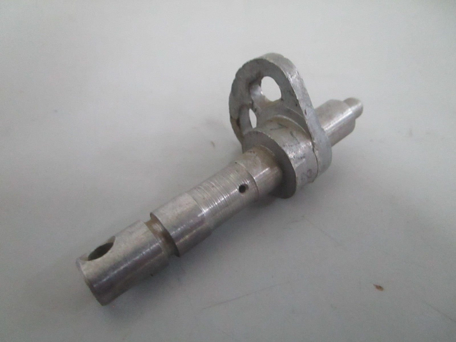 *NEW OEM* 0820 OMC Johnson Evinrude Shift Lever Shaft 377189 0377189