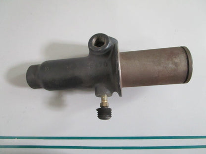 NEW OEM 0002952906 Merecedes-Benz Master Cylinder 0820