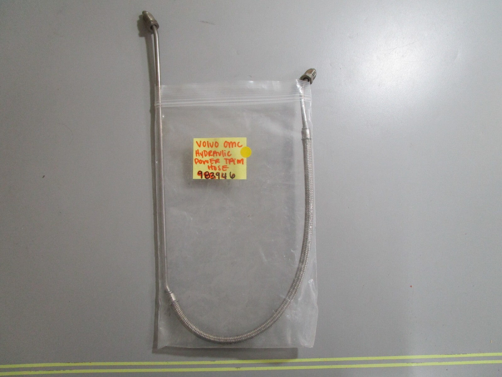 *NEW OEM* 0810 Volvo OMC Hydraulic Power Trim Hose 983946