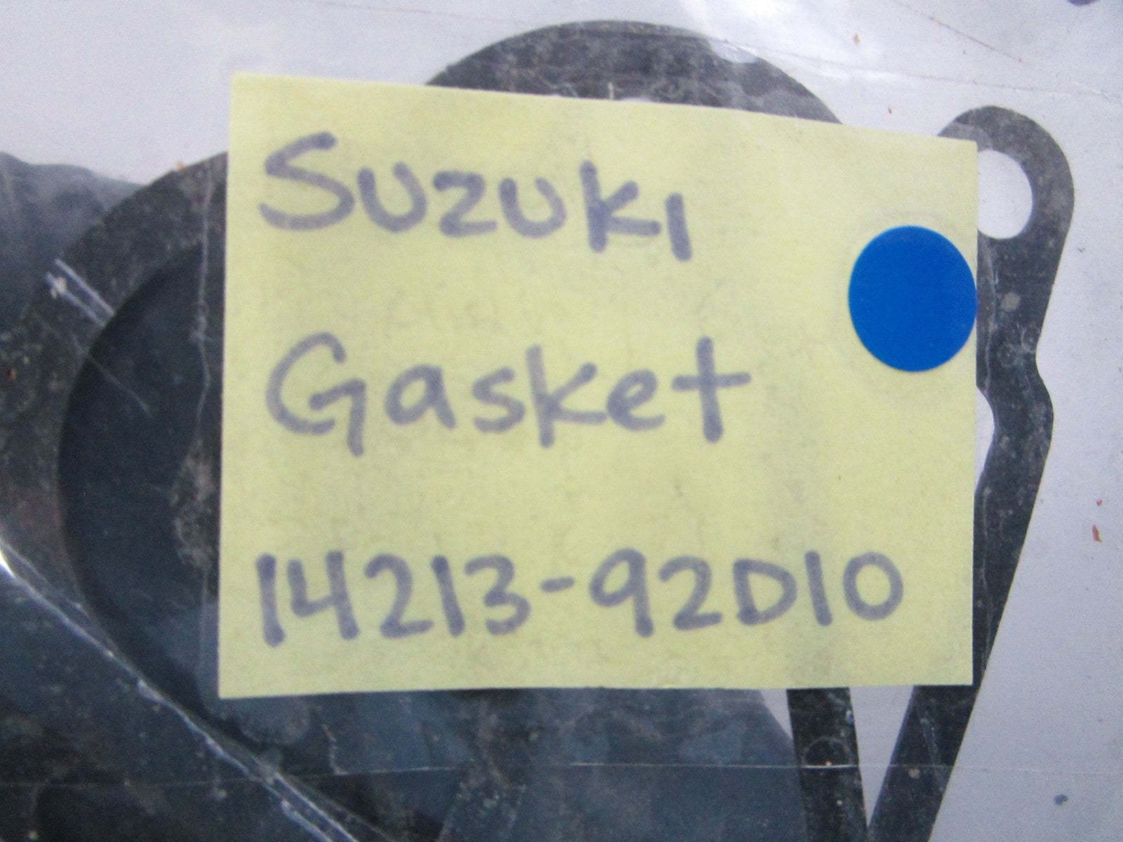 NEW OEM (LOT OF 2) 14213-92D10 Suzuki Gasket 0810