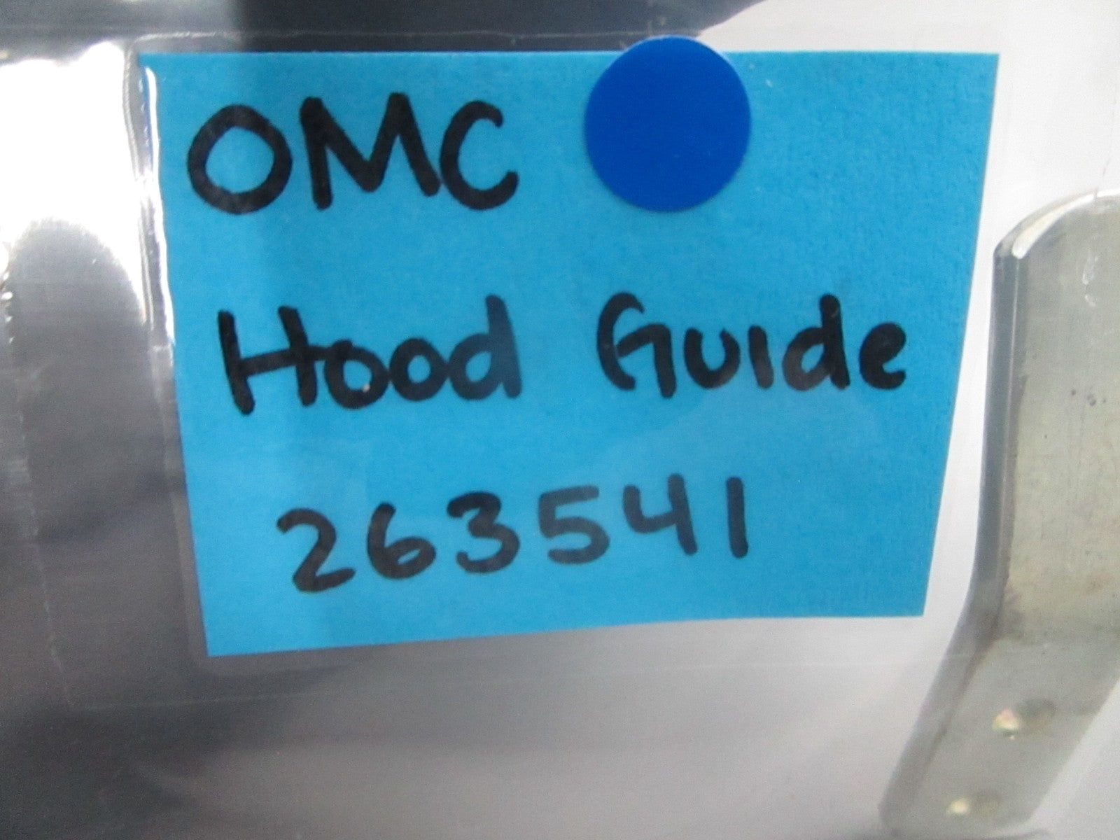 *NEW OEM* 0810 OMC Johnson Evinrude Hood Guide 263541 0263541