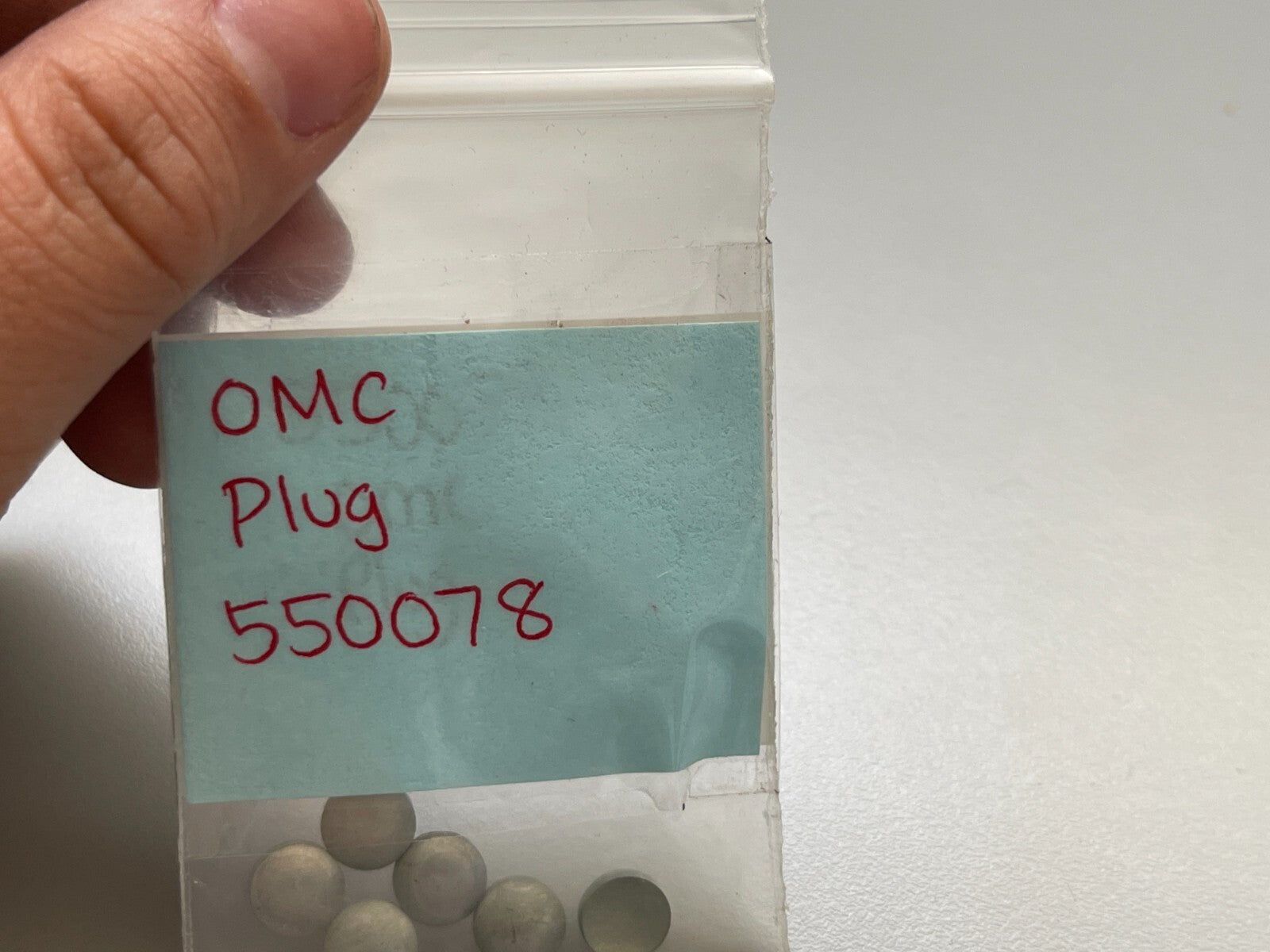 *NEW OEM* (LOT OF 3) 0810 OMC Johnson Evinrude Plug 550078 0550078