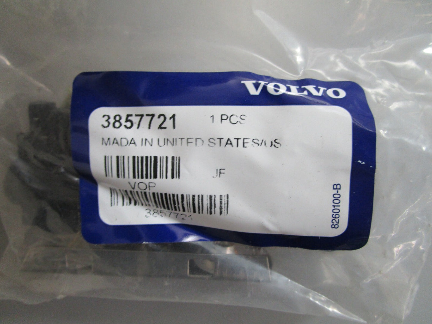 *NEW OEM* 0820 Volvo Penta Hardware Kit 3857721