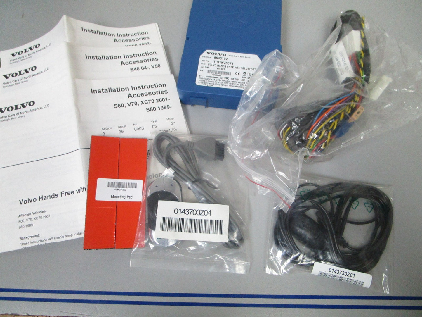 NEW OEM 8640102 31201104 Volvo Penta Universal Handsfree Bluetooth Kit 0720