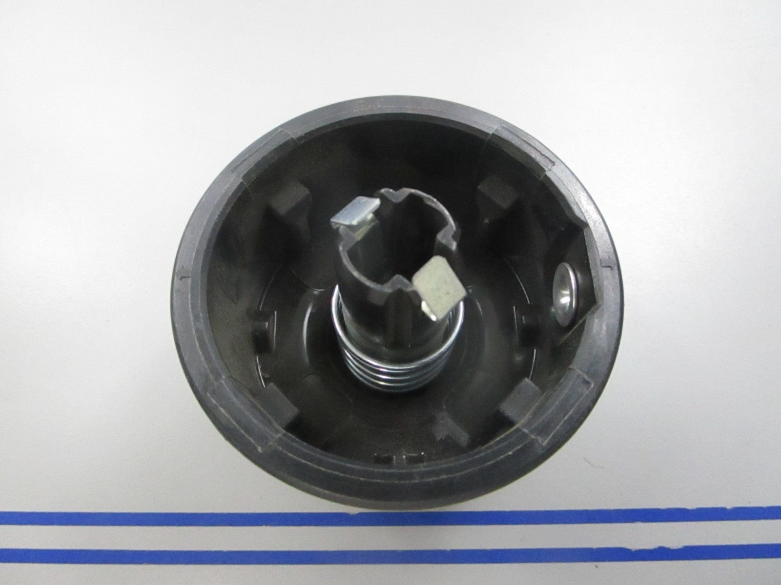 NEW OEM 530095769 Husqvarna Hub 0810