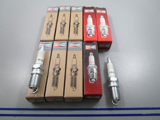 *NEW* (LOT OF 10) 0810 Champion Spark Plug RS14YC