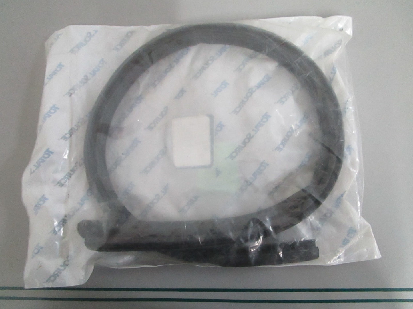 NEW CT91B12-13400 Total Source Weather Strip For: Mitsubishi 0820