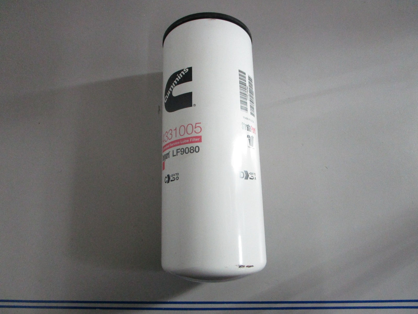 NEW OEM 4331005 LF9080 Fleetguard Cummins Filter 0820
