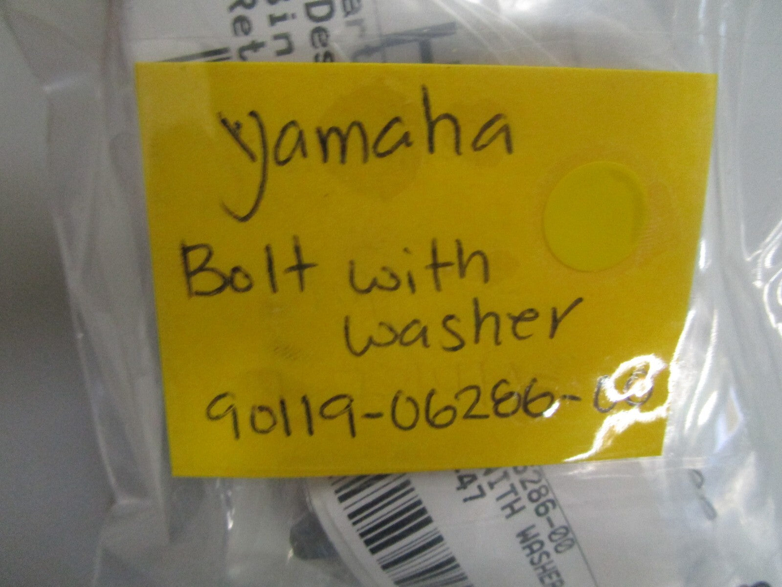 *NEW OEM* 0810 Yamaha Bolt w/ Washer 90119-06286-00
