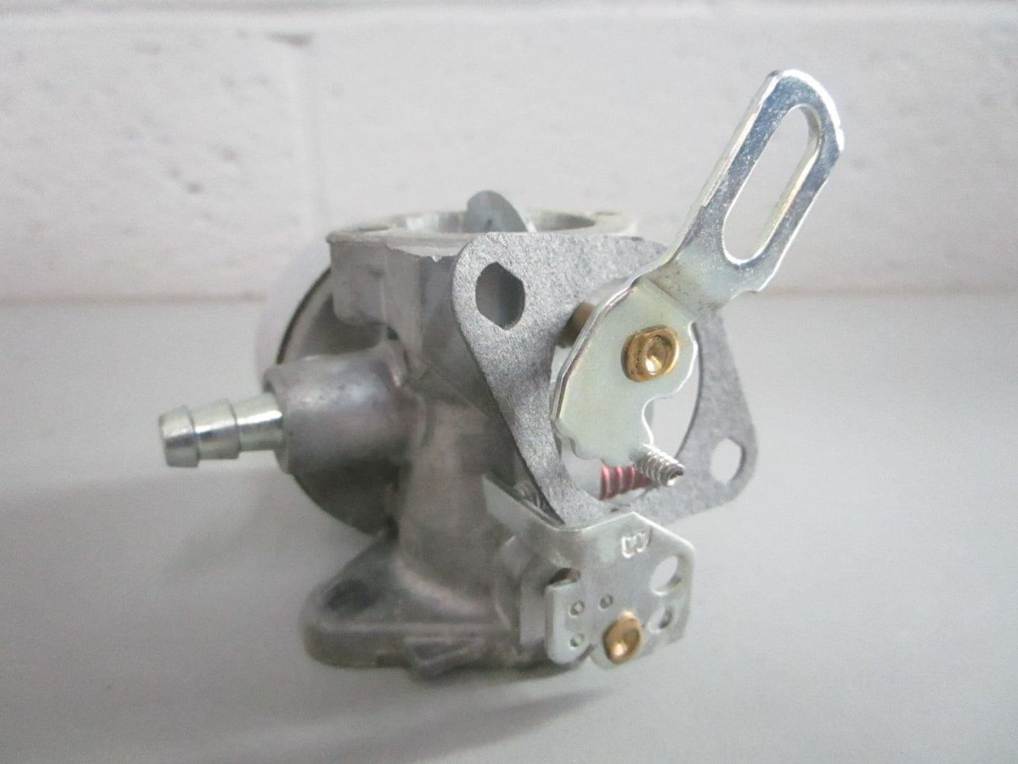 NEW OEM 632334A Tecumseh Carburetor 0820