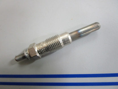 *NEW OEM* 0820 Volvo Penta Glow Plug 829857