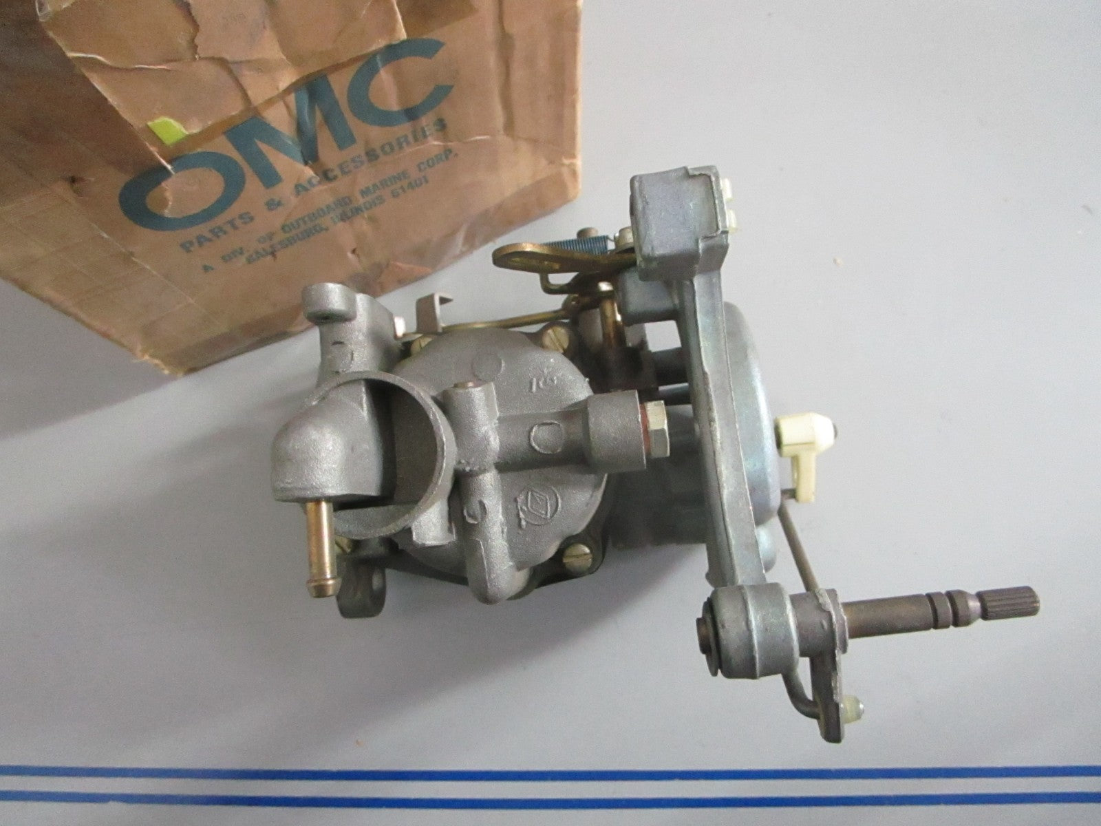 NEW OEM 278833 0278833 OMC Johnson Evinrude Carburetor 0820