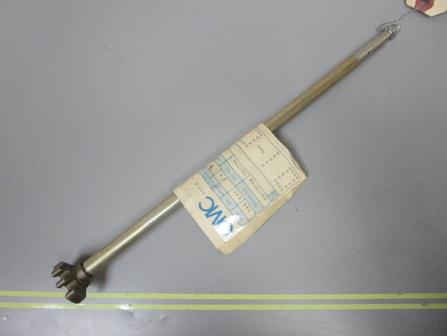 *NEW OEM* 0720 OMC Johnson Evinrude Tiller Throttle Shaft & Gear Ay 377943
