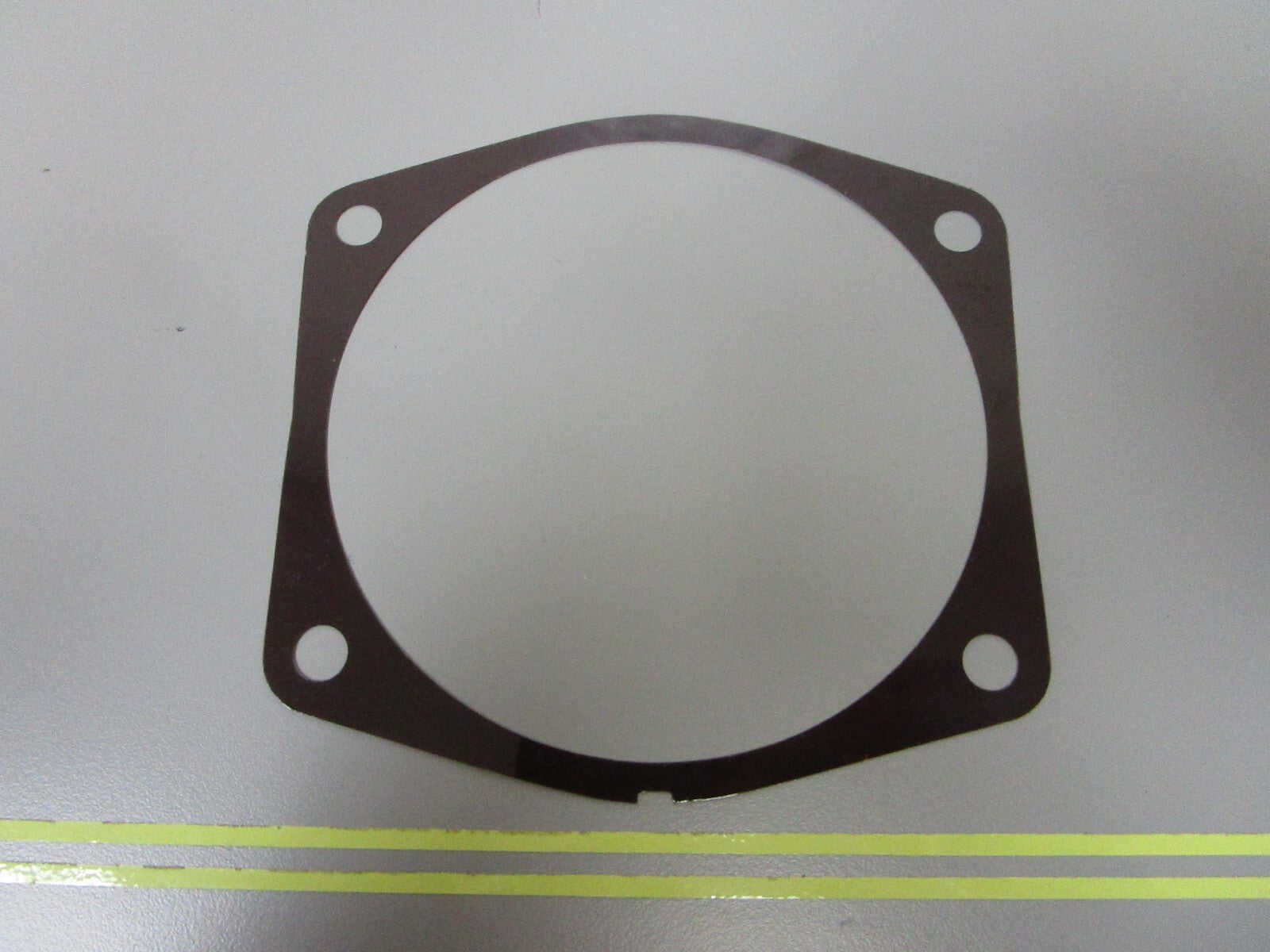 *NEW OEM* 0810 OMC Johnson Evinrude Shim 0.010 In. 3852913