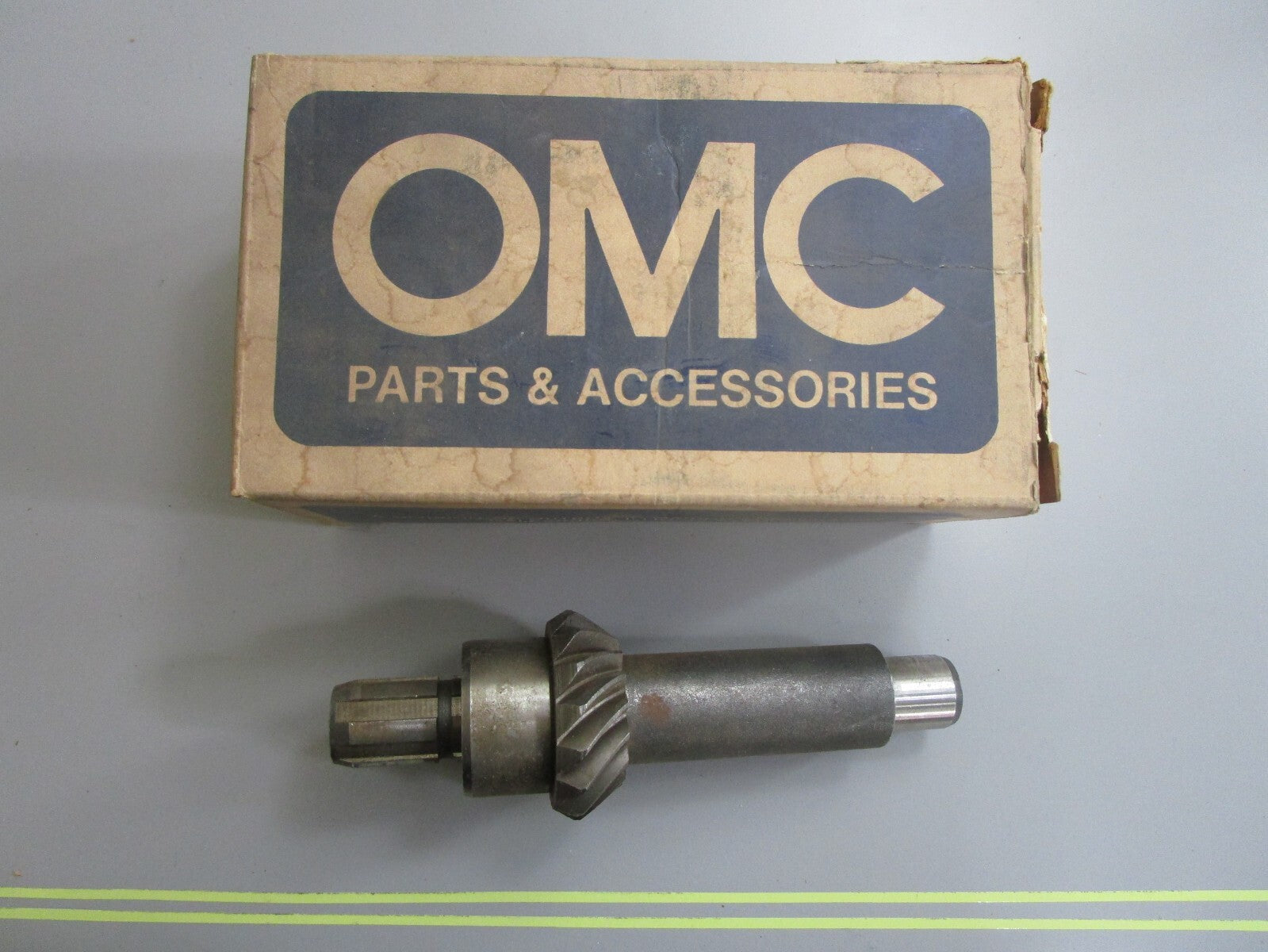 *NEW OEM* 0820 OMC Johnson Evinrude Drive Shaft & Bearing Kit 382911 0382911