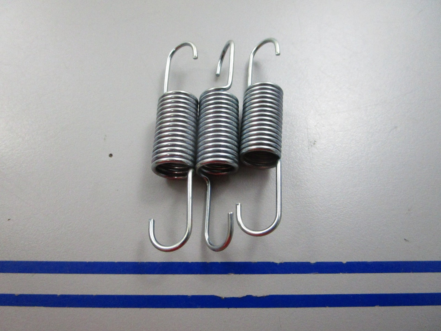 NEW OEM (LOT OF 2) 09443-11010 Suzuki Spring 0810