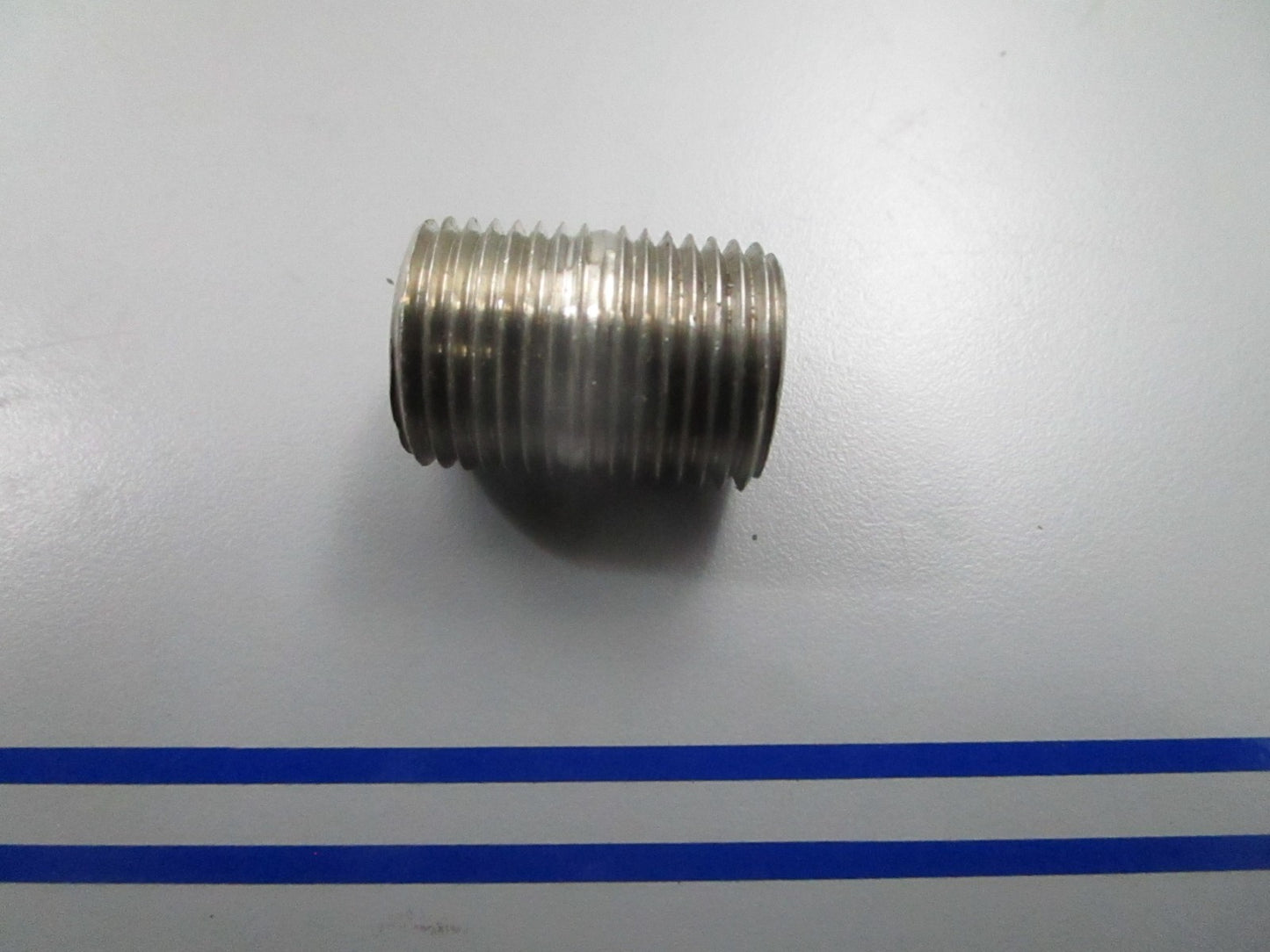 *NEW OEM* 0810 Volvo Penta Fitting 3857763