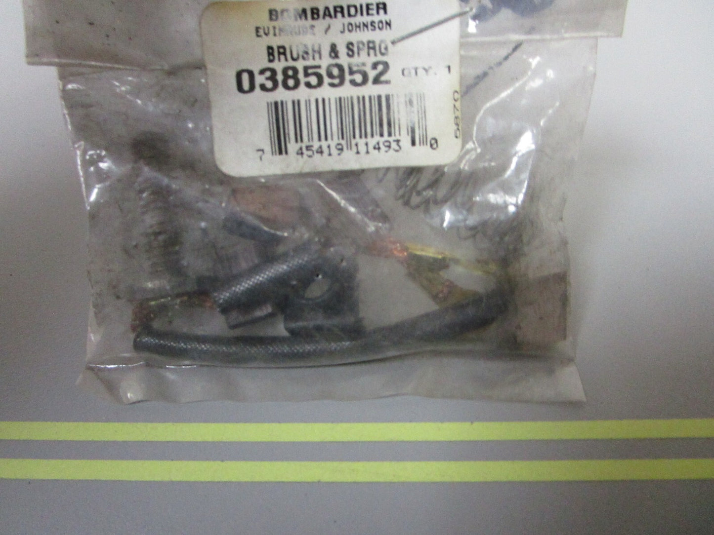 *NEW OEM* 0810 OMC Johnson Evinrude Brush & Spring Set 385952 0385952