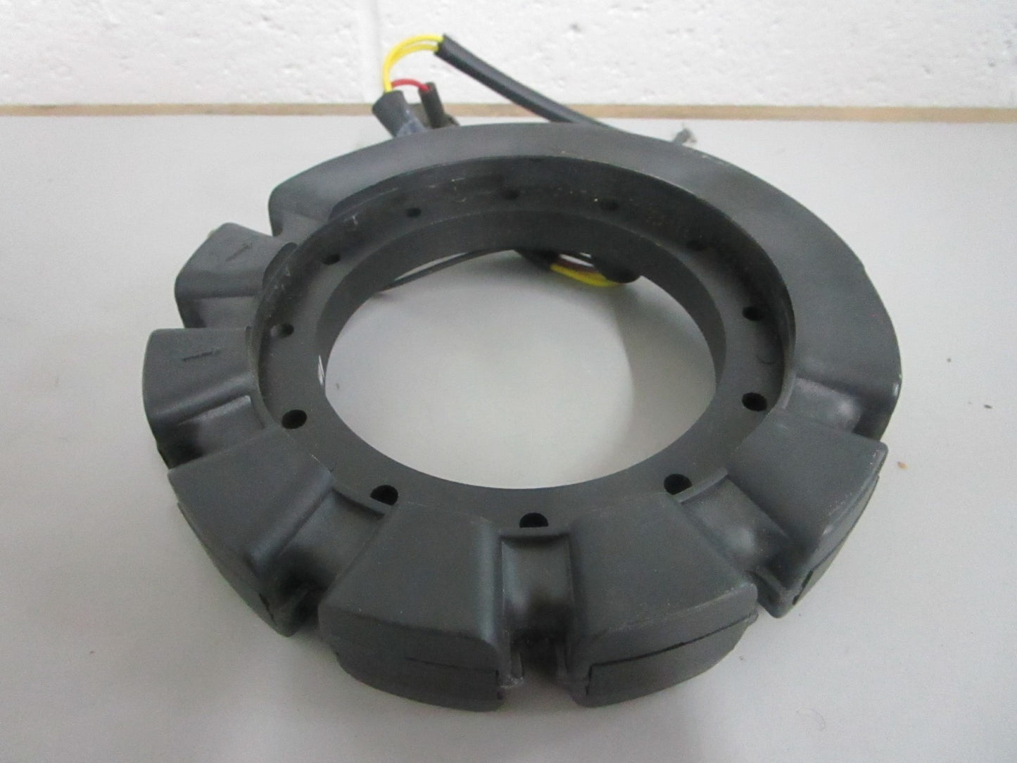 *NEW OEM* 0820 Mercury Quicksilver Stator 398-5704A4