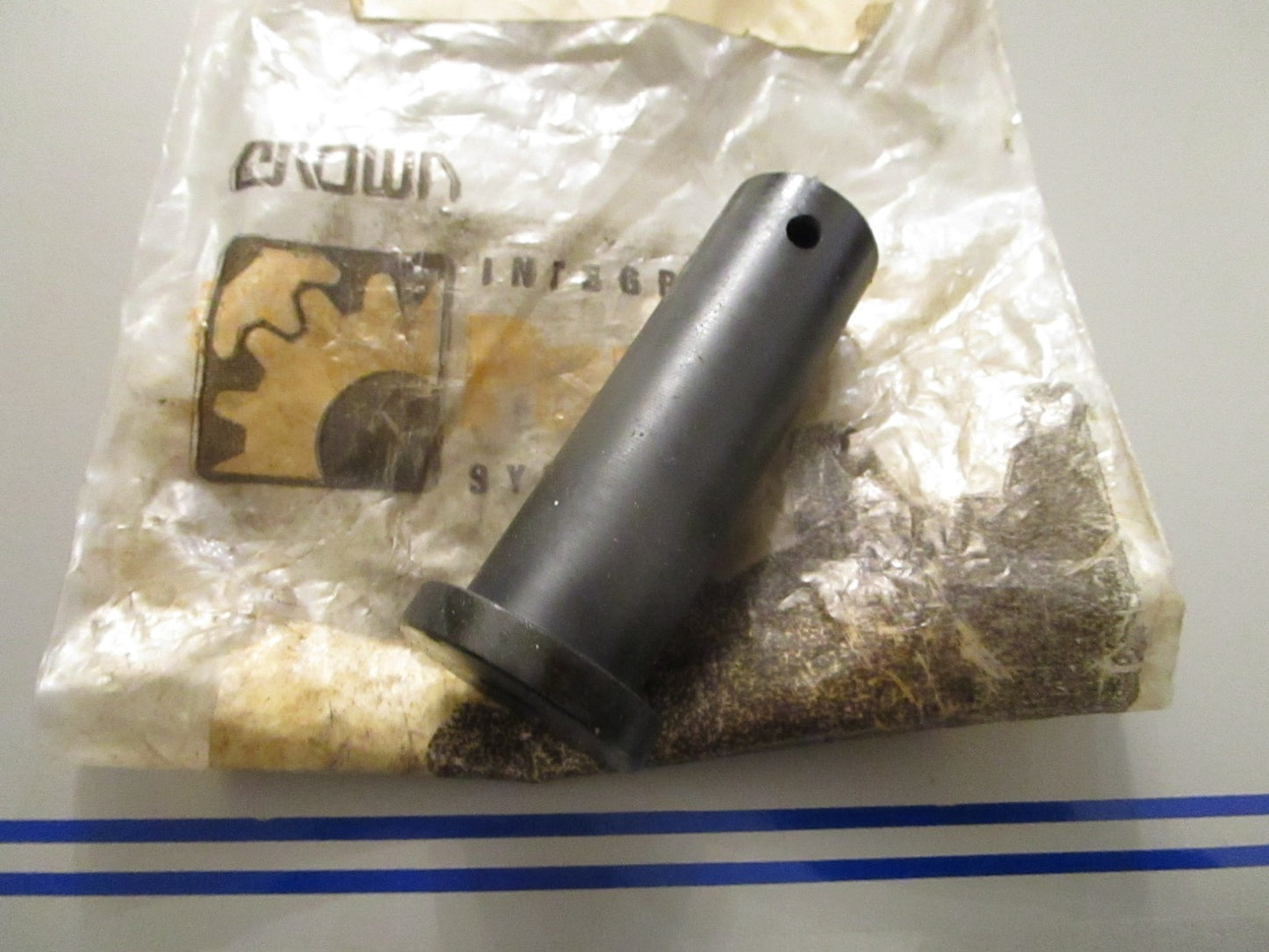 NEW OEM 119047 Crown Spring Ram 0720
