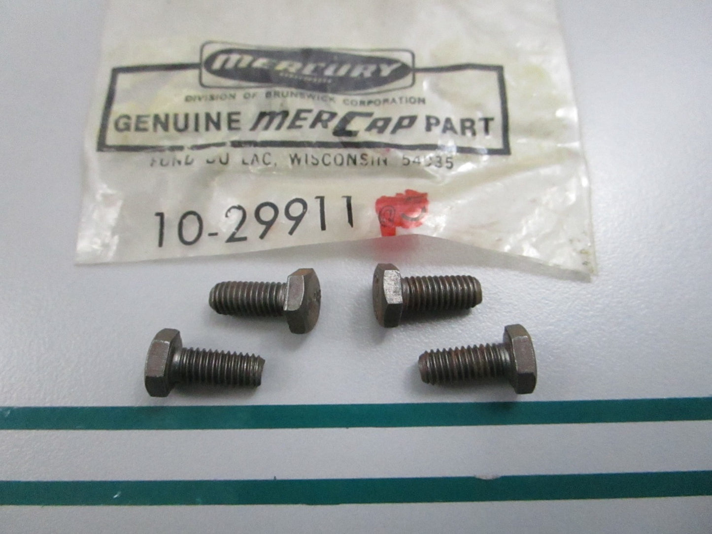 NEW OEM (LOT OF 4) 10-29911 Mercury Quicksilver Screw 0810