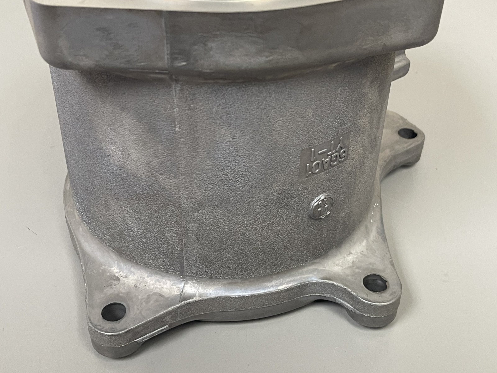*NEW OEM* 0670 Yamaha Impeller Housing 6G1-R1312-01-00